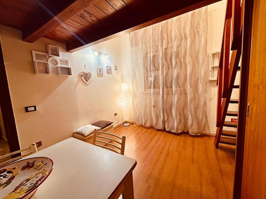 パレルモLa Casa Di Evaアパートメント エクステリア 写真