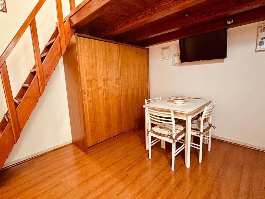 パレルモLa Casa Di Evaアパートメント エクステリア 写真